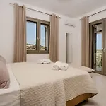 Villa Casa Lydia - With Private Pool, By Zantewize