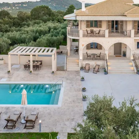 Casa Lydia - With Private Pool, By Zantewize *