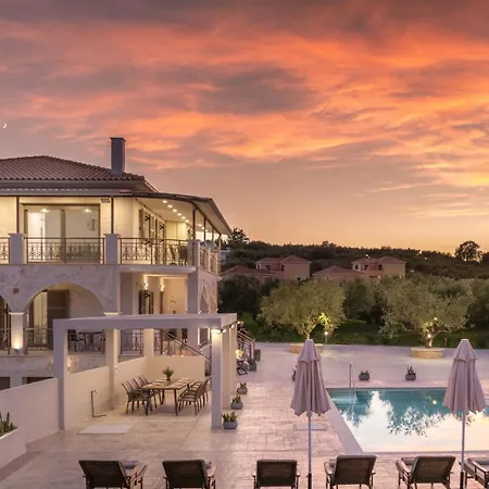 Casa Lydia - With Private Pool, By Zantewize Plános