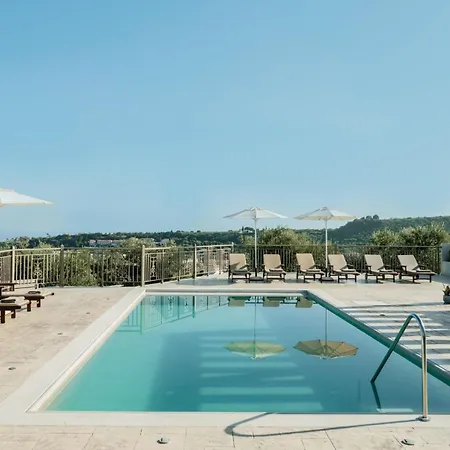 Casa Lydia - With Private Pool, By Zantewize וילה Plános